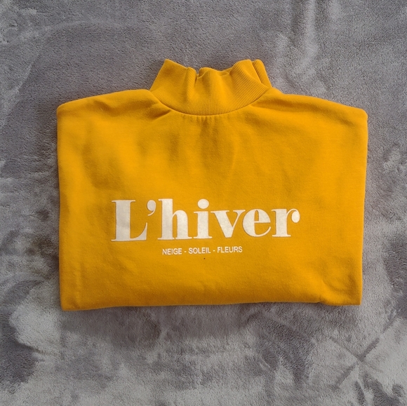 Mock turtleneck mustard sweatshirt - Picture 2 of 4